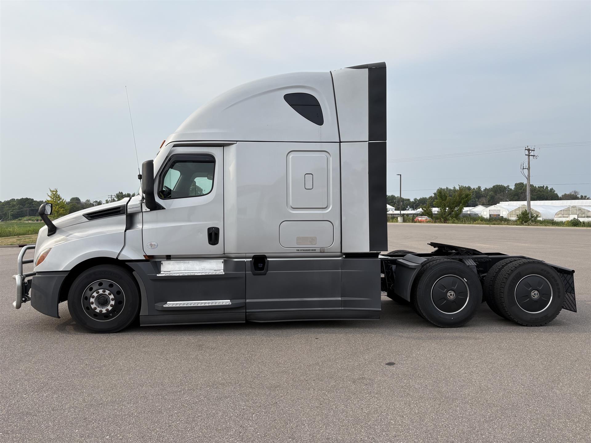 2022 Freightliner in Twin Cities, MN — photo 6