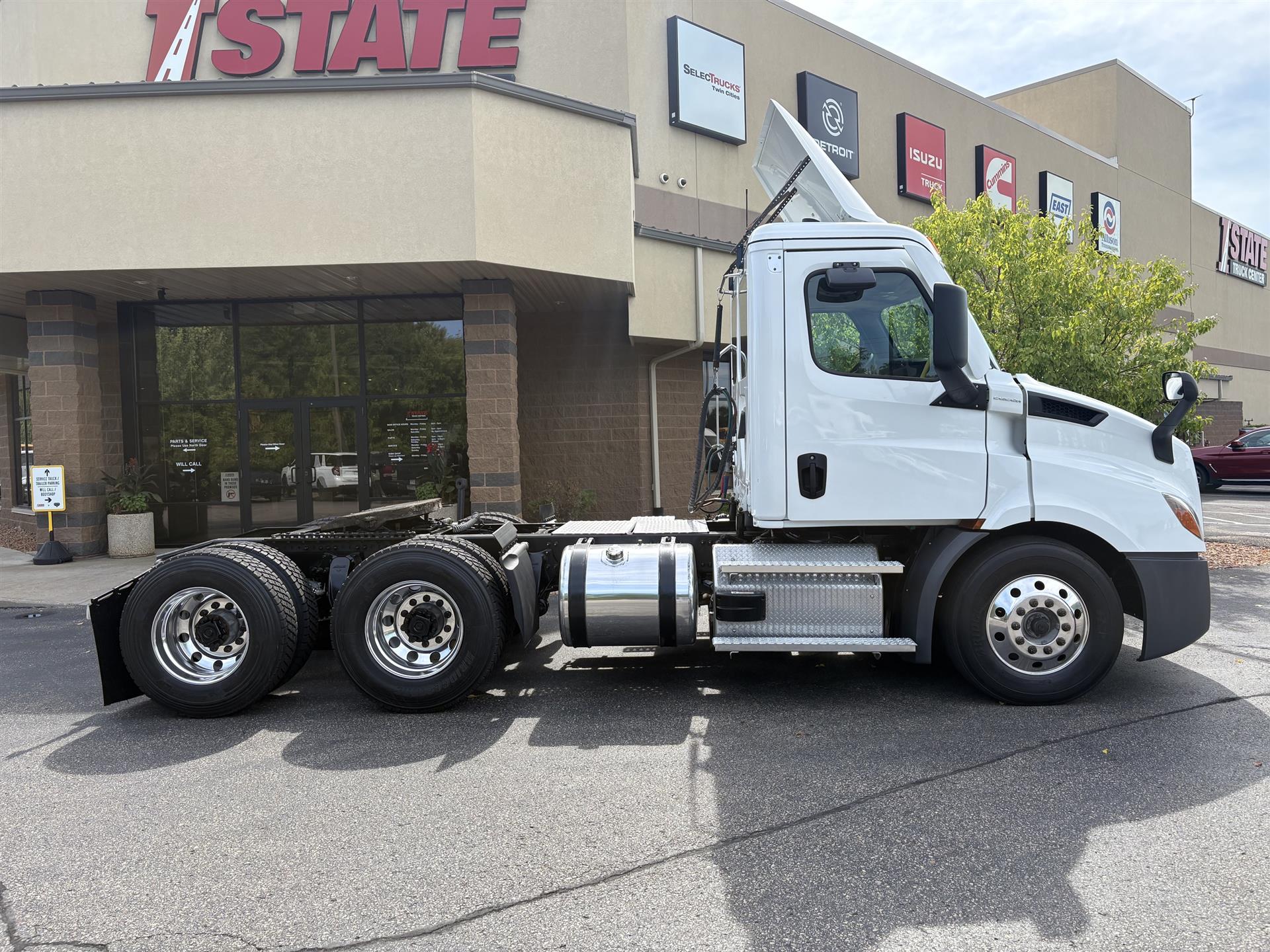 2022 Freightliner — photo 2