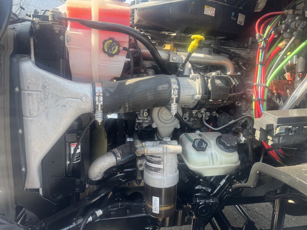 2018 Freightliner Cascadia — photo 7