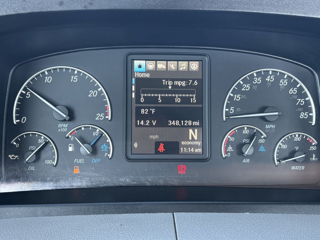 2021 Freightliner — photo 8