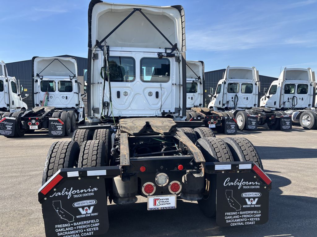 2021 Freightliner — photo 4