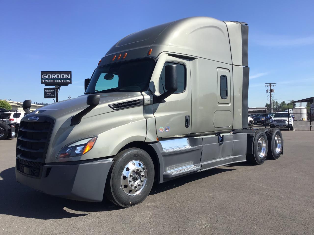 2025 Freightliner Cascadia