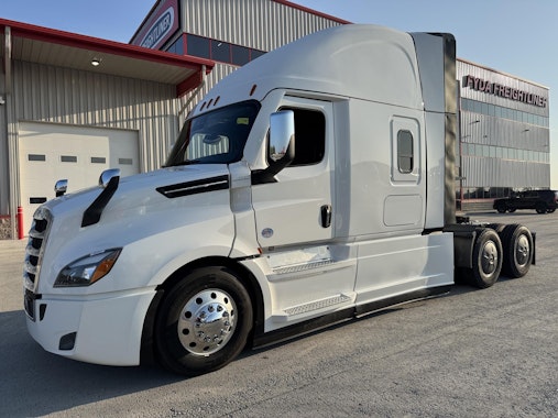 2024 FREIGHTLINER CASCADIA 126 403445