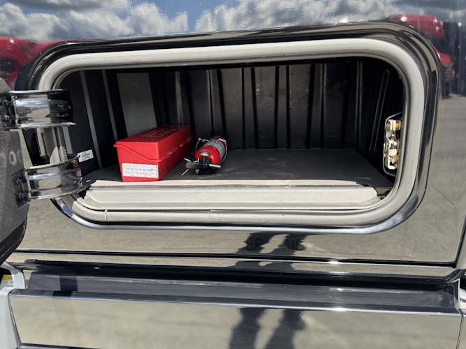 2023 Freightliner Cascadia 126" Sleeper Cab photo 4