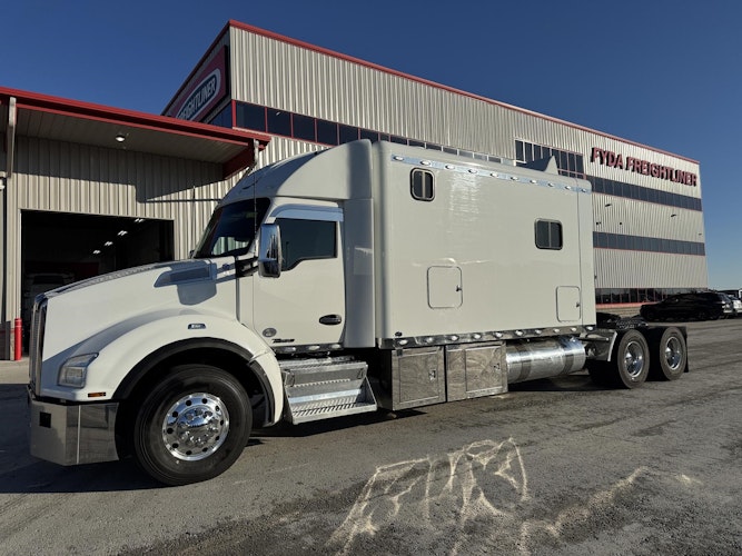 2018 Kenworth T880 photo 3
