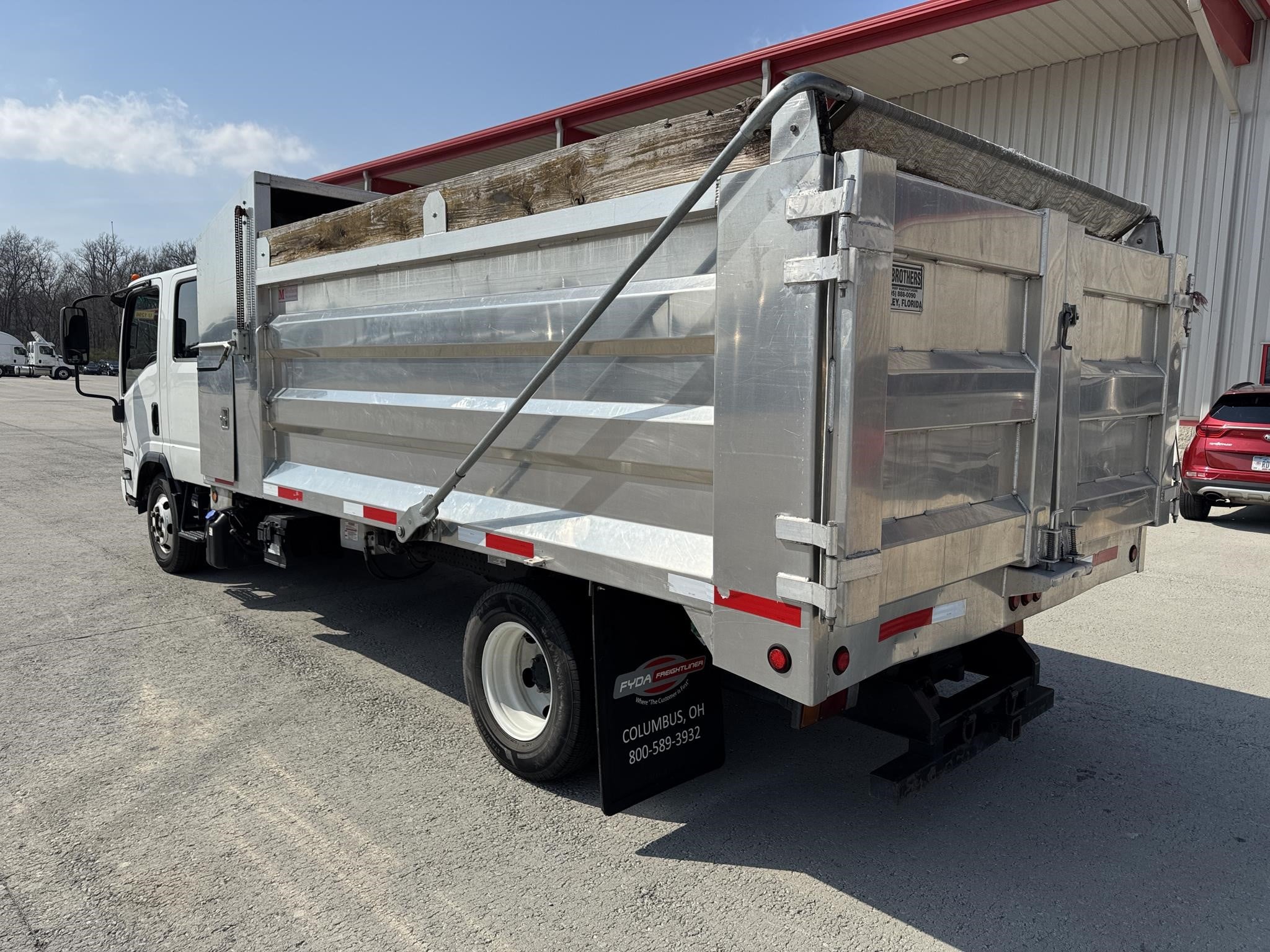 2022 Isuzu NPR — photo 4