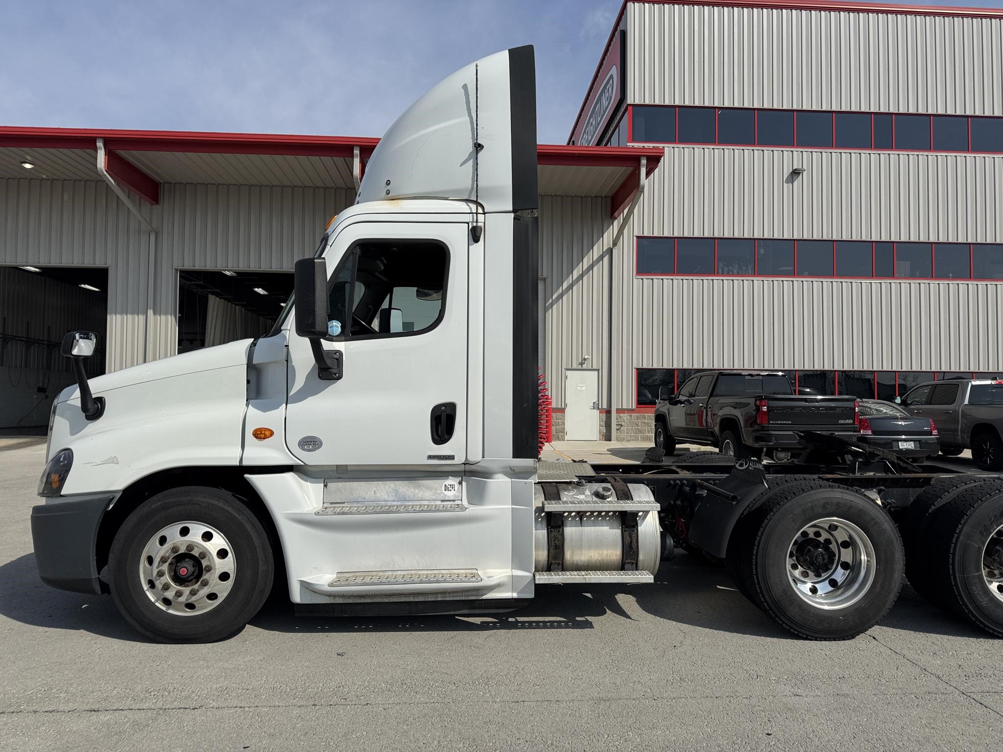 2016 Freightliner Cascadia — photo 3