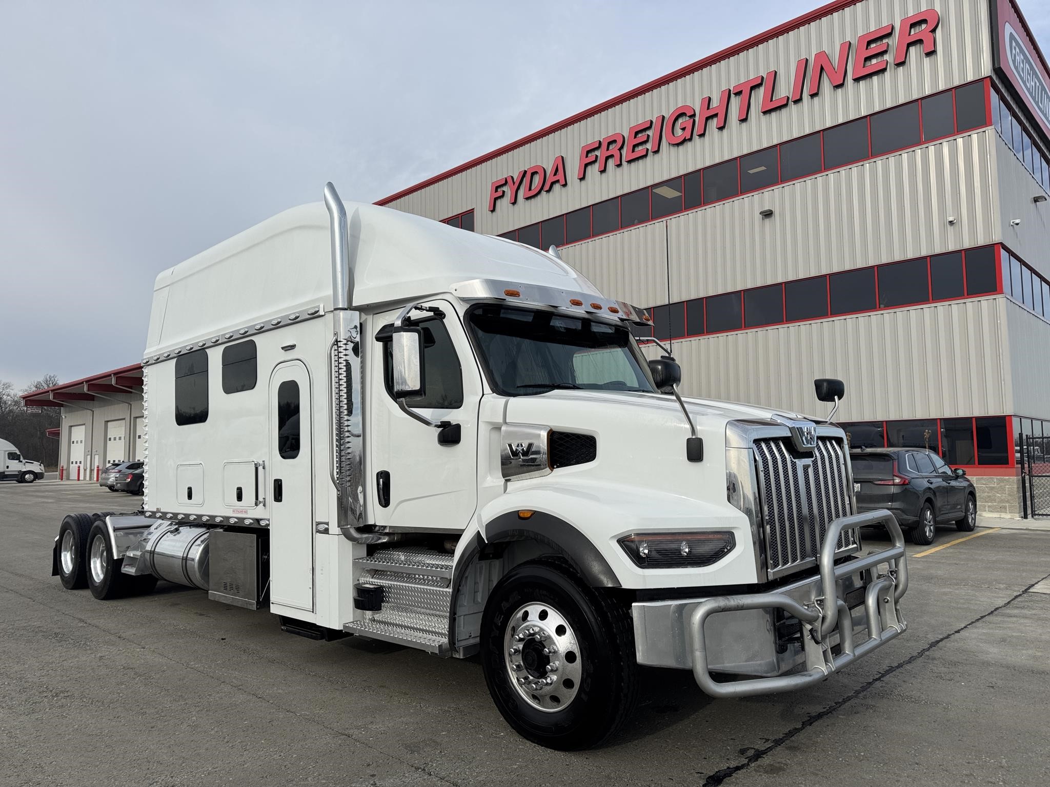 2022 Western Star in Columbus, OH — photo 2