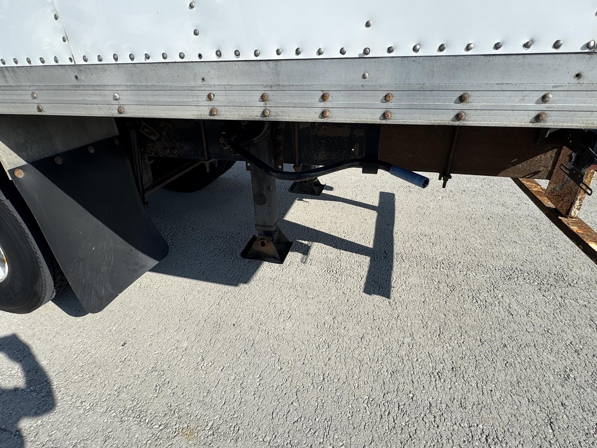 2016 Hino — photo 5