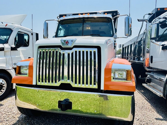 2020 Western Star 4700 photo 2