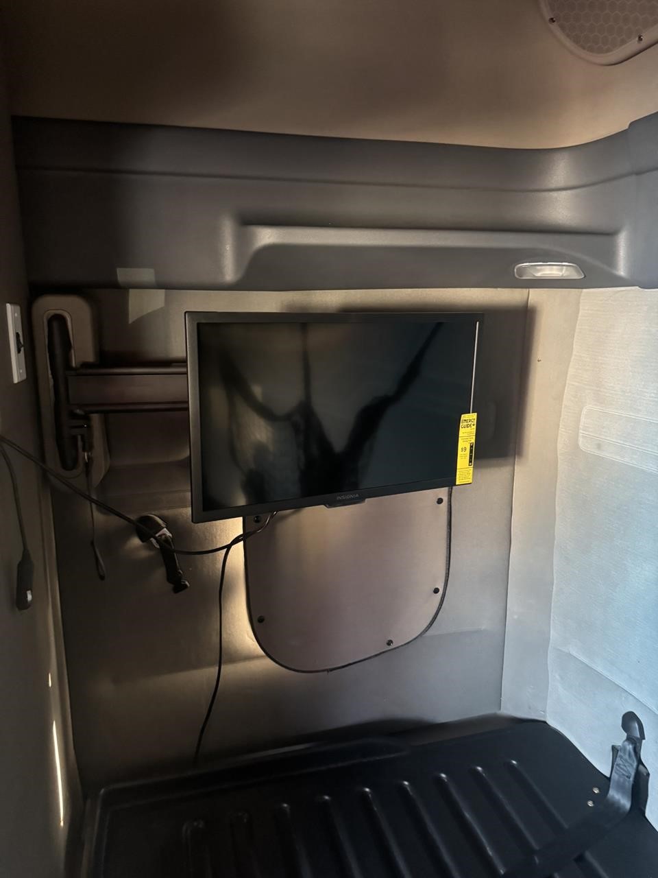 2019 Freightliner Cascadia — photo 7
