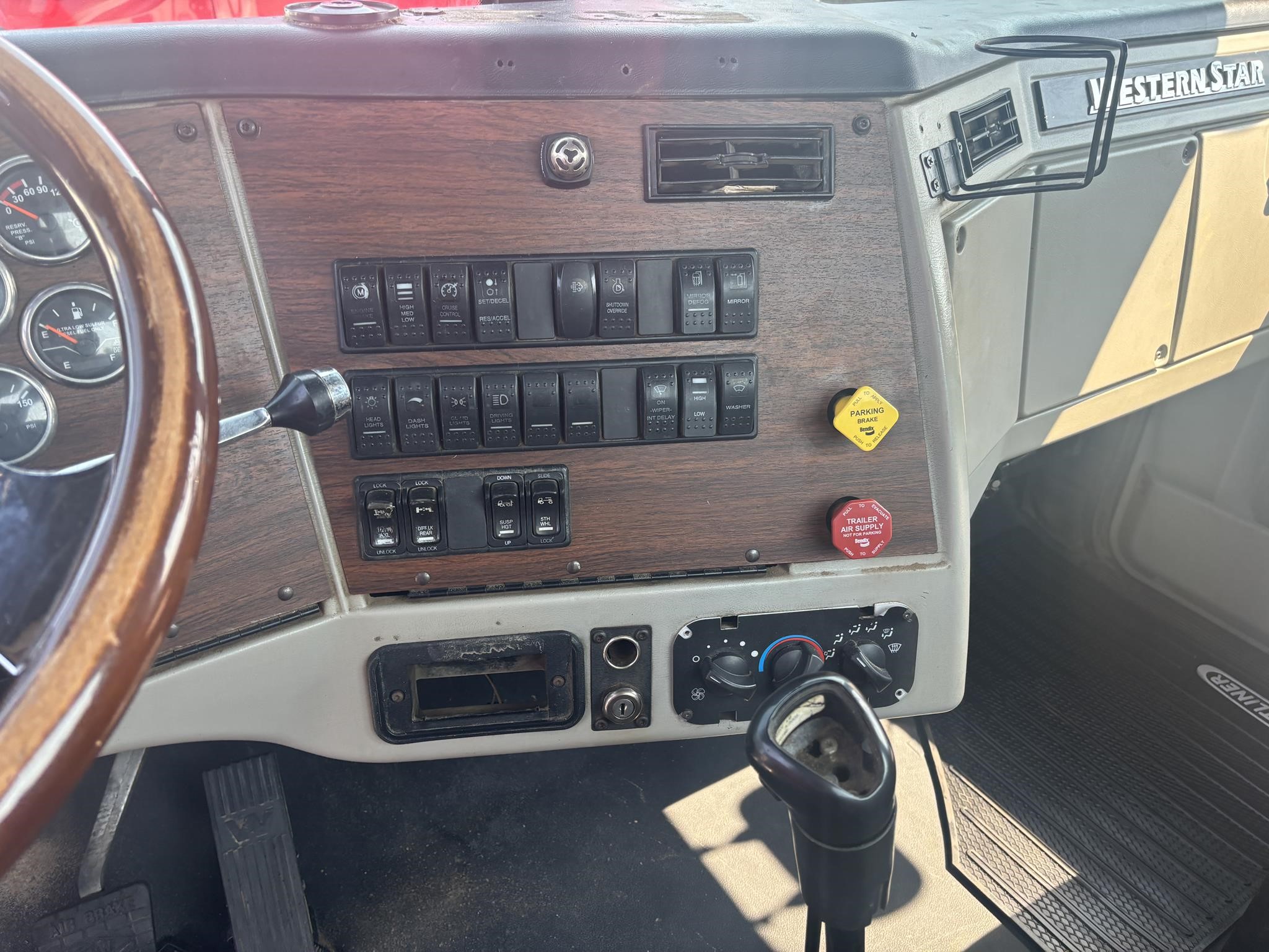 2012 Western Star — photo 8
