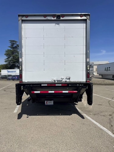 2014 Freightliner M2 106 Medium Duty photo 4