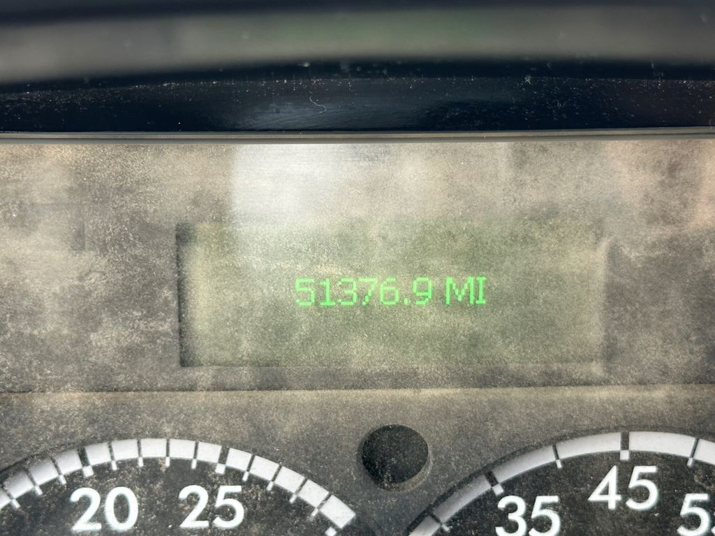 2017 Freightliner eM2 in Fresno, CA — photo 7