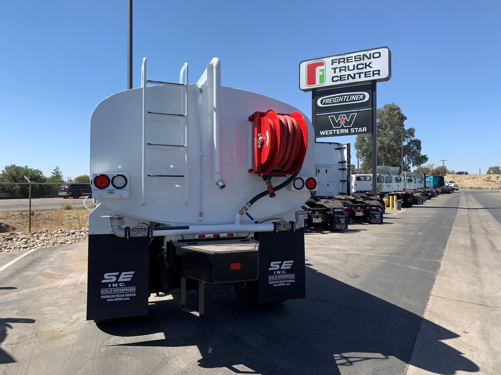 2024 Freightliner 114SD in Fresno, CA — photo 5