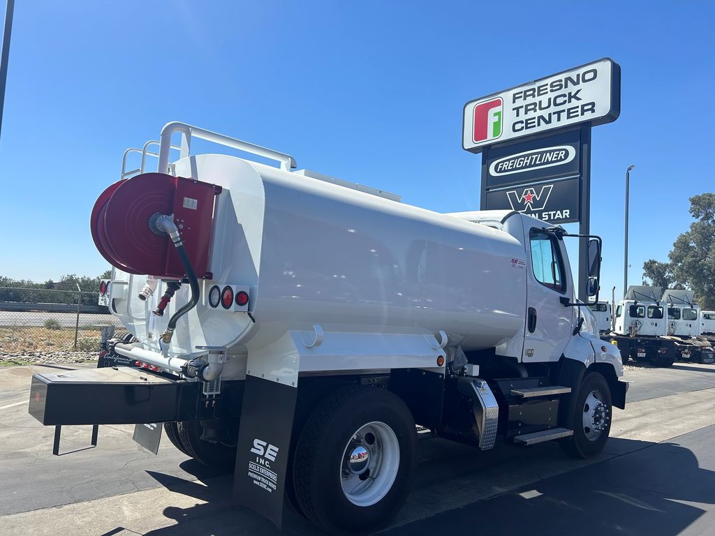 2024 Freightliner 114SD in Fresno, CA — photo 2