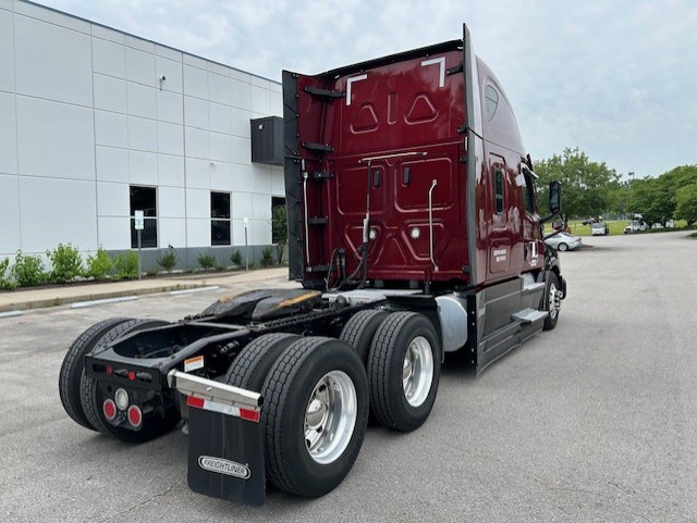 2023 Freightliner Cascadia in Nashville, TN — photo 5
