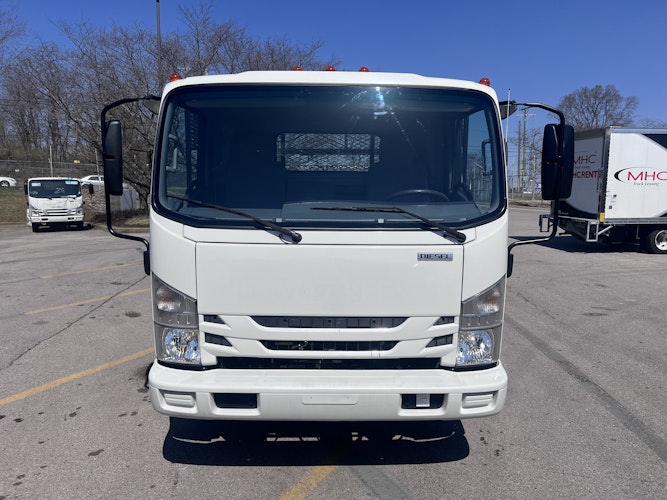 2022 Chevrolet Silverado 4500HD photo 2