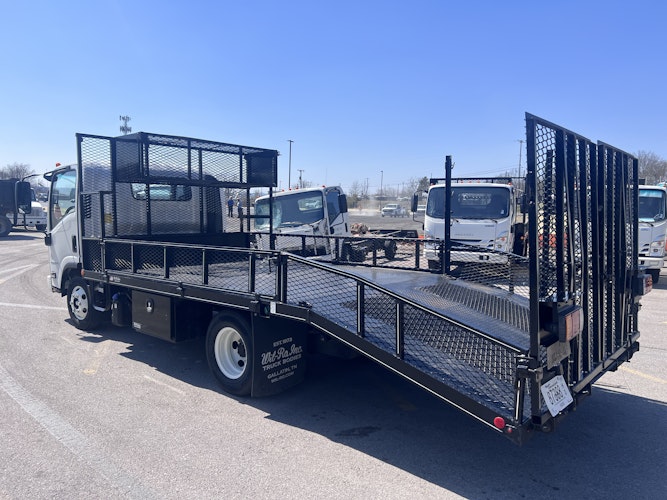 2022 Chevrolet Silverado 4500HD photo 4