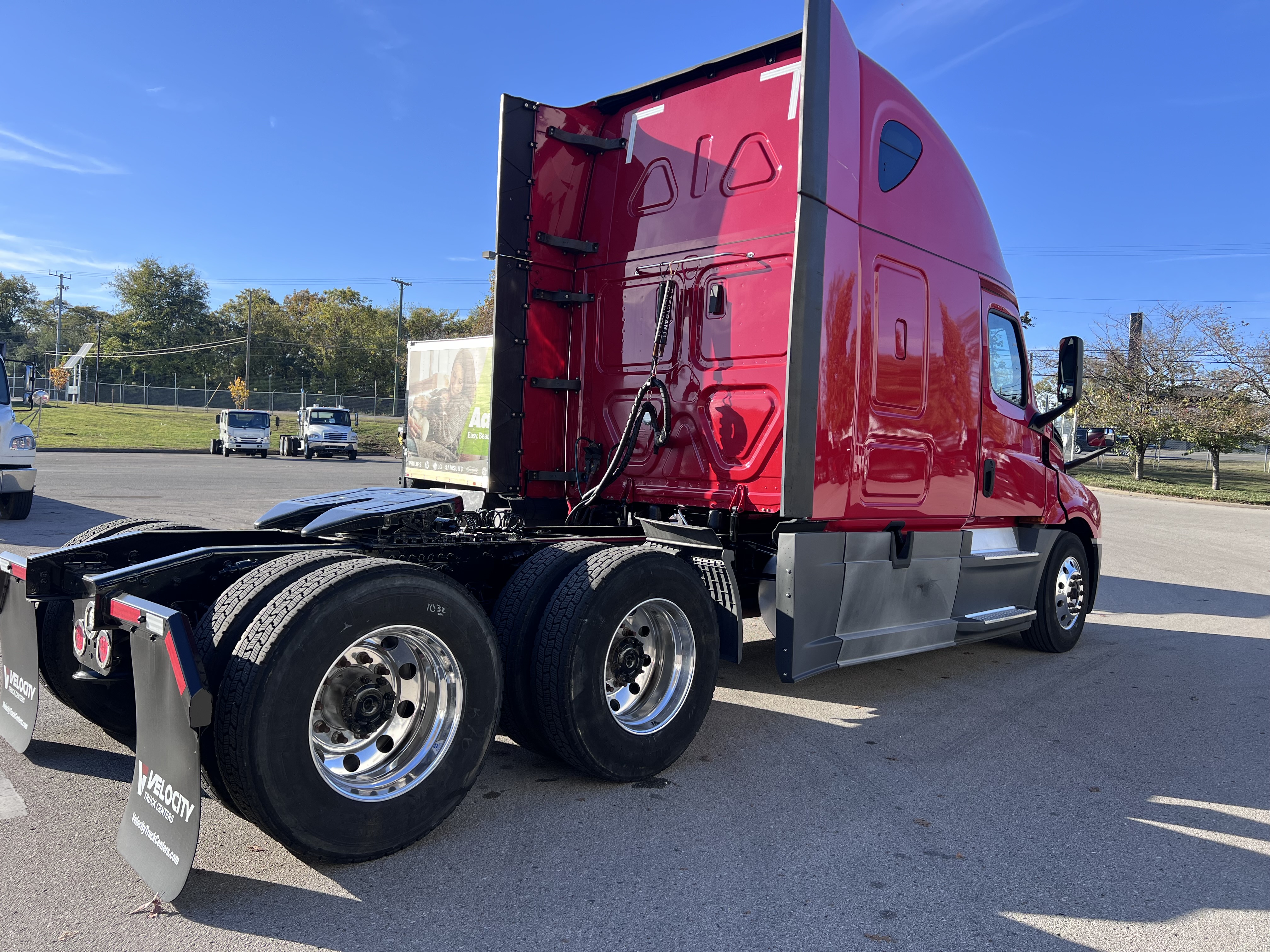 2020 Freightliner Cascadia in Nashville, TN — photo 6