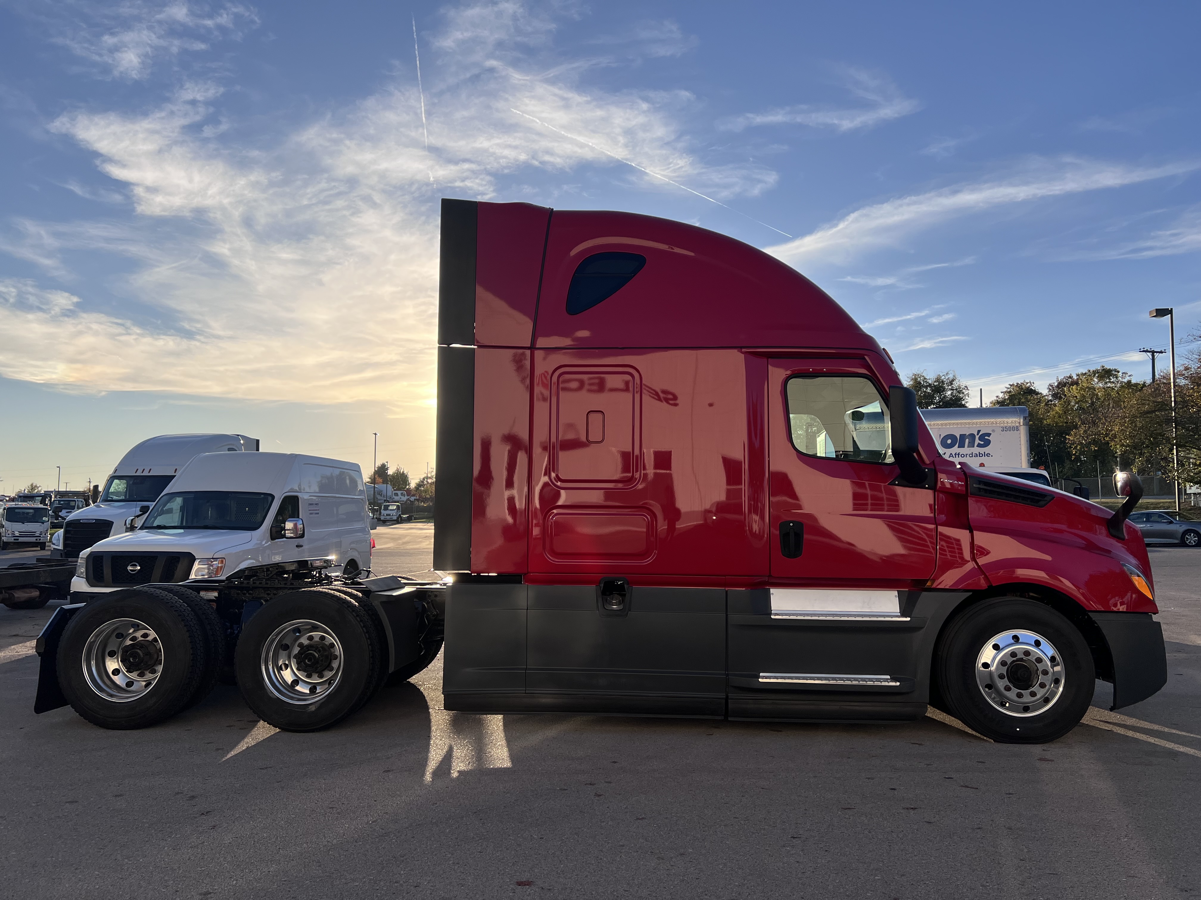 2020 Freightliner Cascadia in Nashville, TN — photo 7
