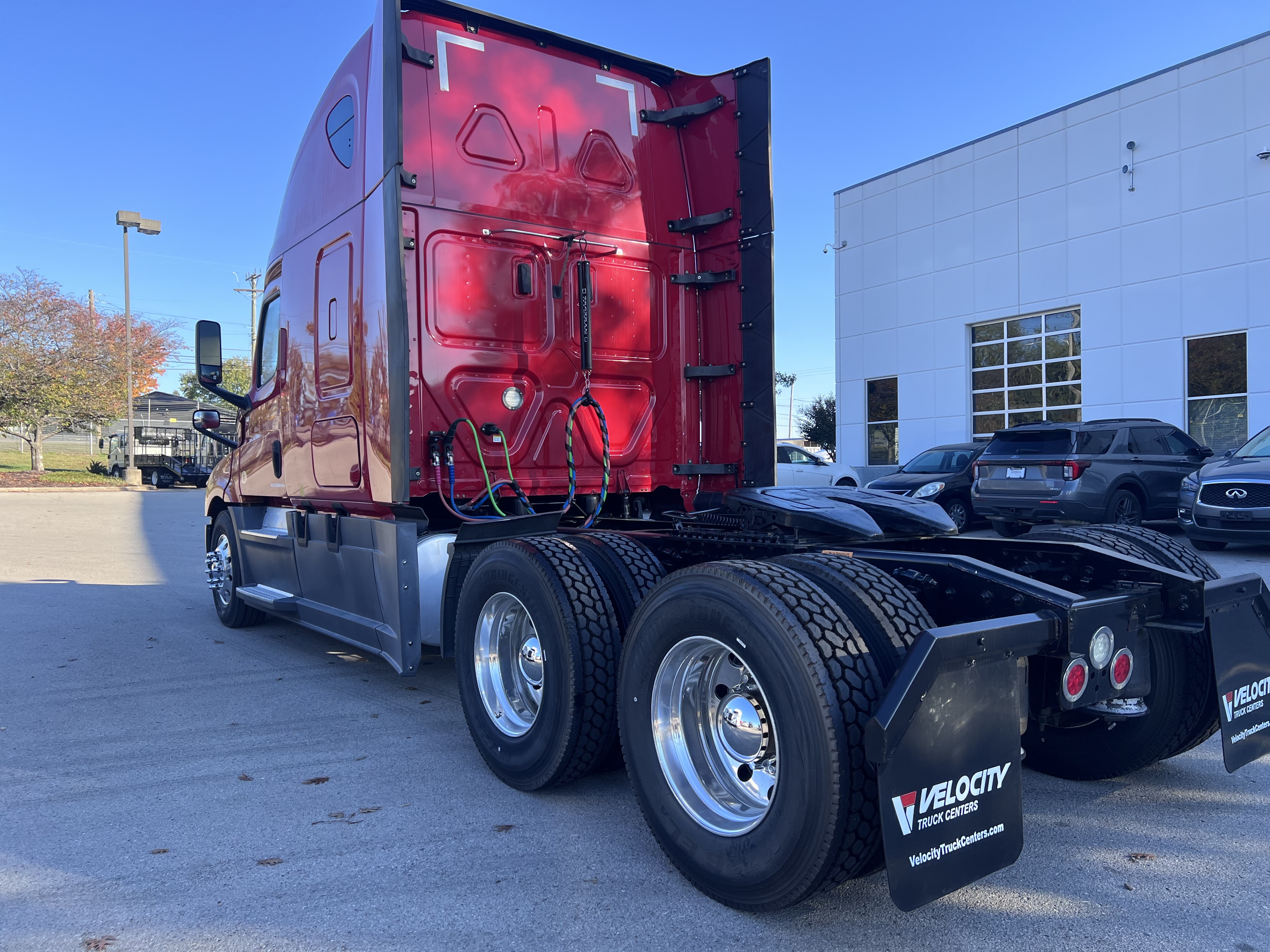 2020 Freightliner Cascadia in Nashville, TN — photo 3