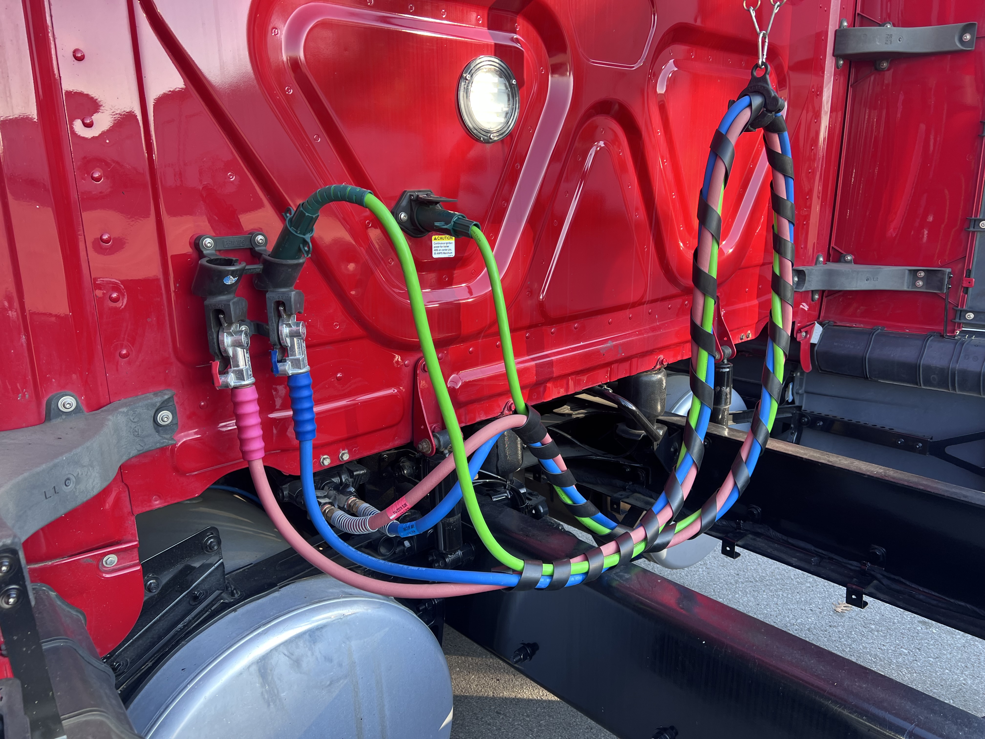 2020 Freightliner Cascadia in Nashville, TN — photo 4