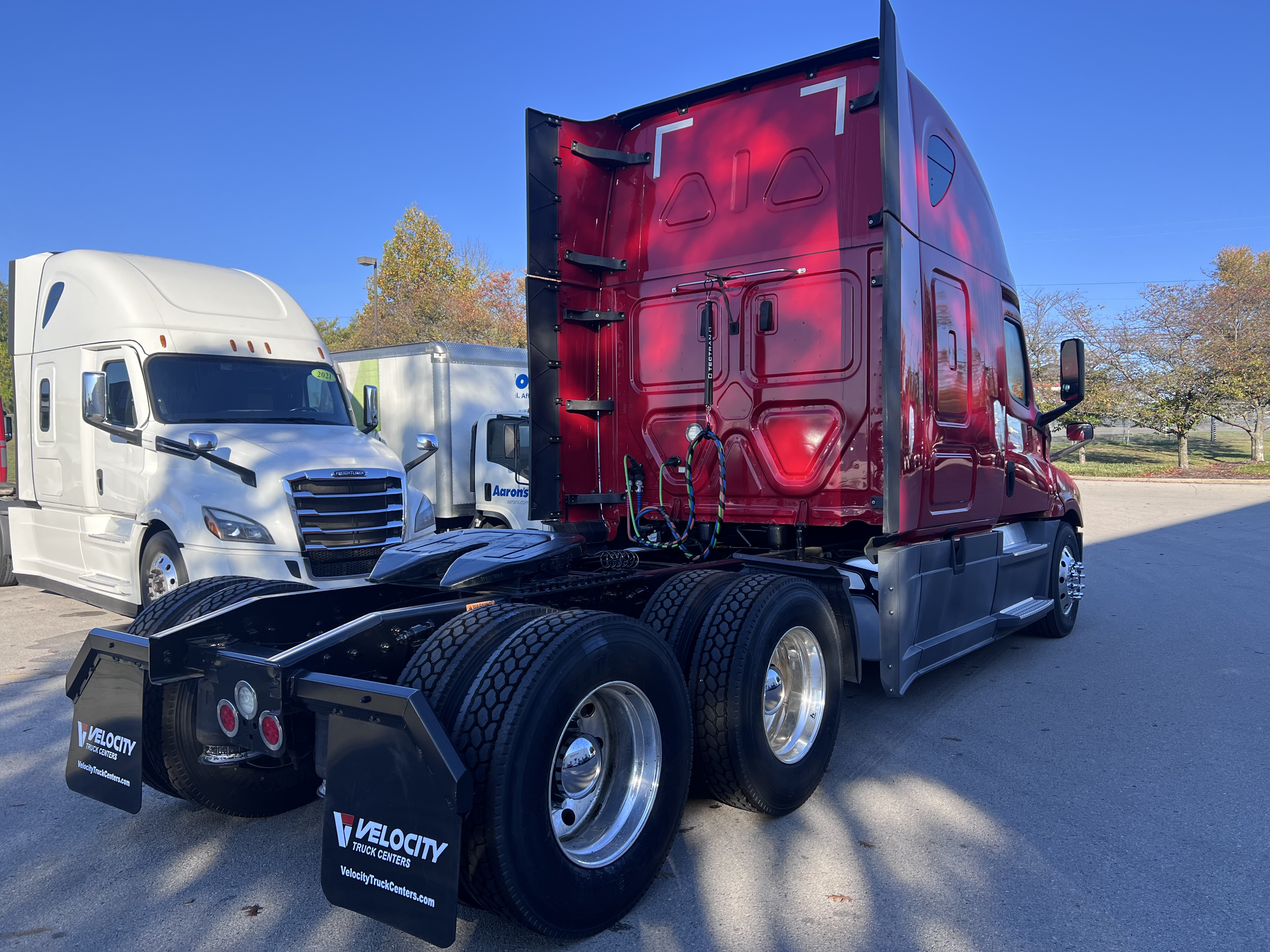 2020 Freightliner Cascadia in Nashville, TN — photo 6