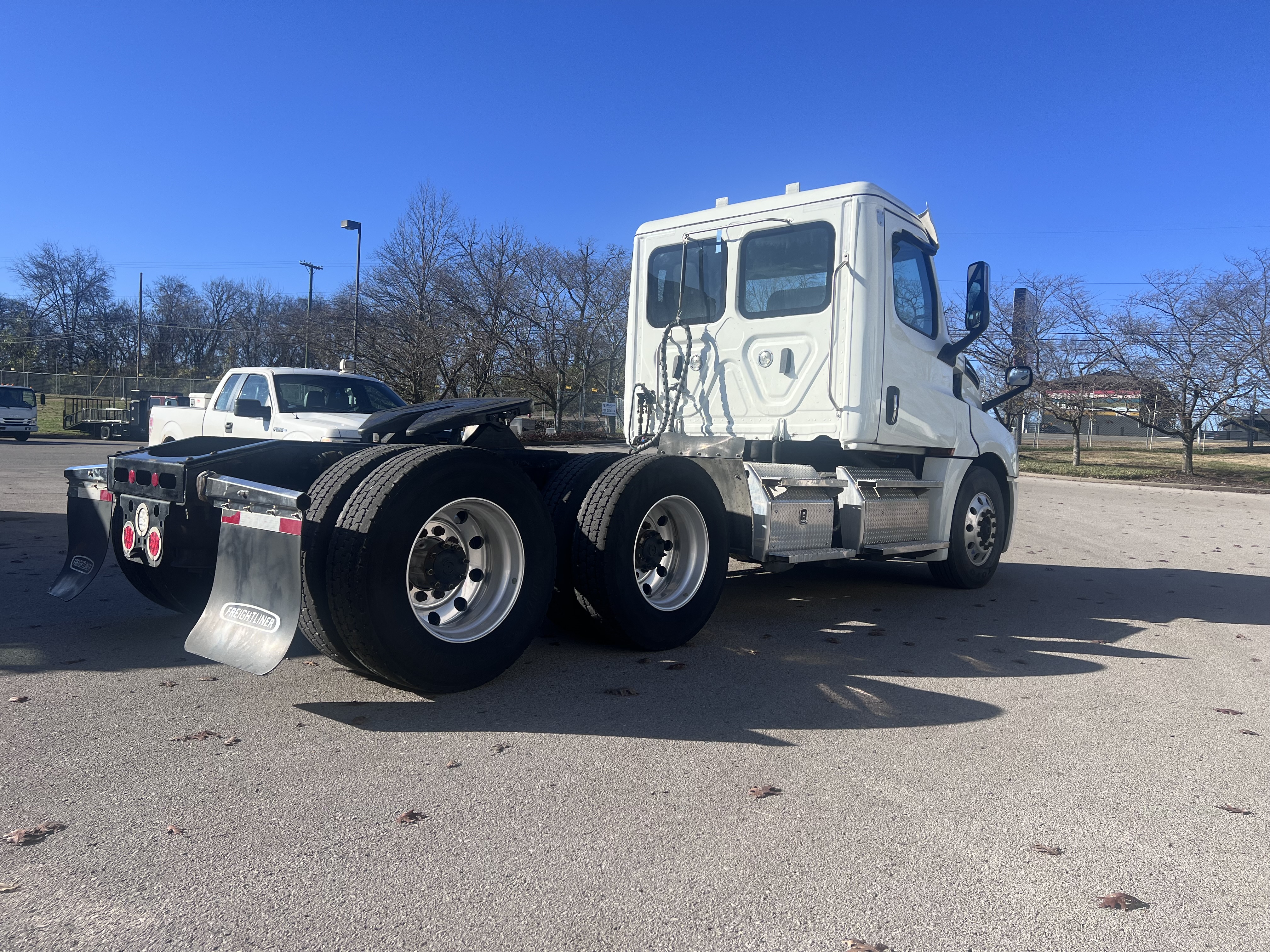 2023 Freightliner Cascadia in Nashville, TN — photo 5