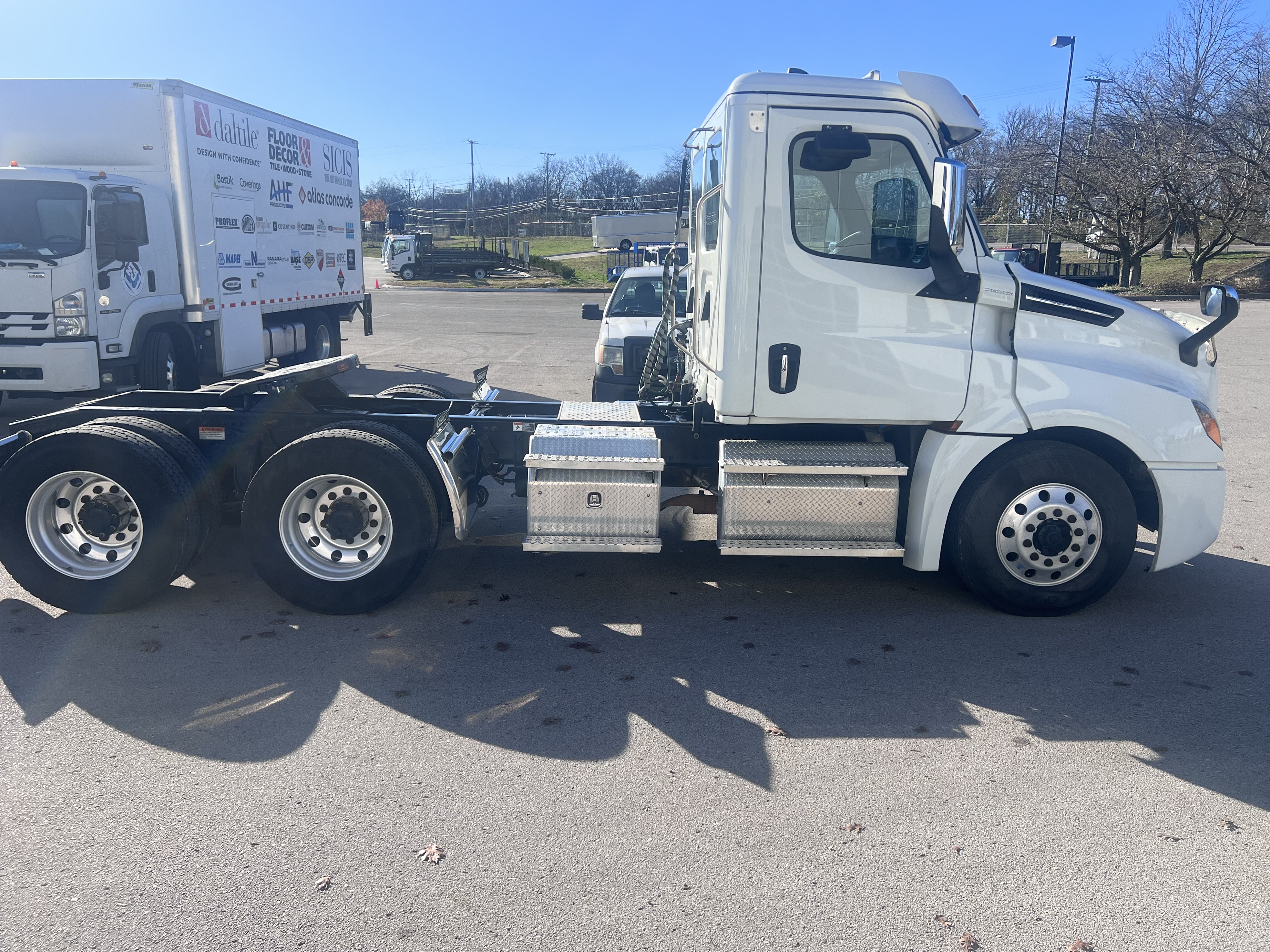 2023 Freightliner Cascadia in Nashville, TN — photo 6