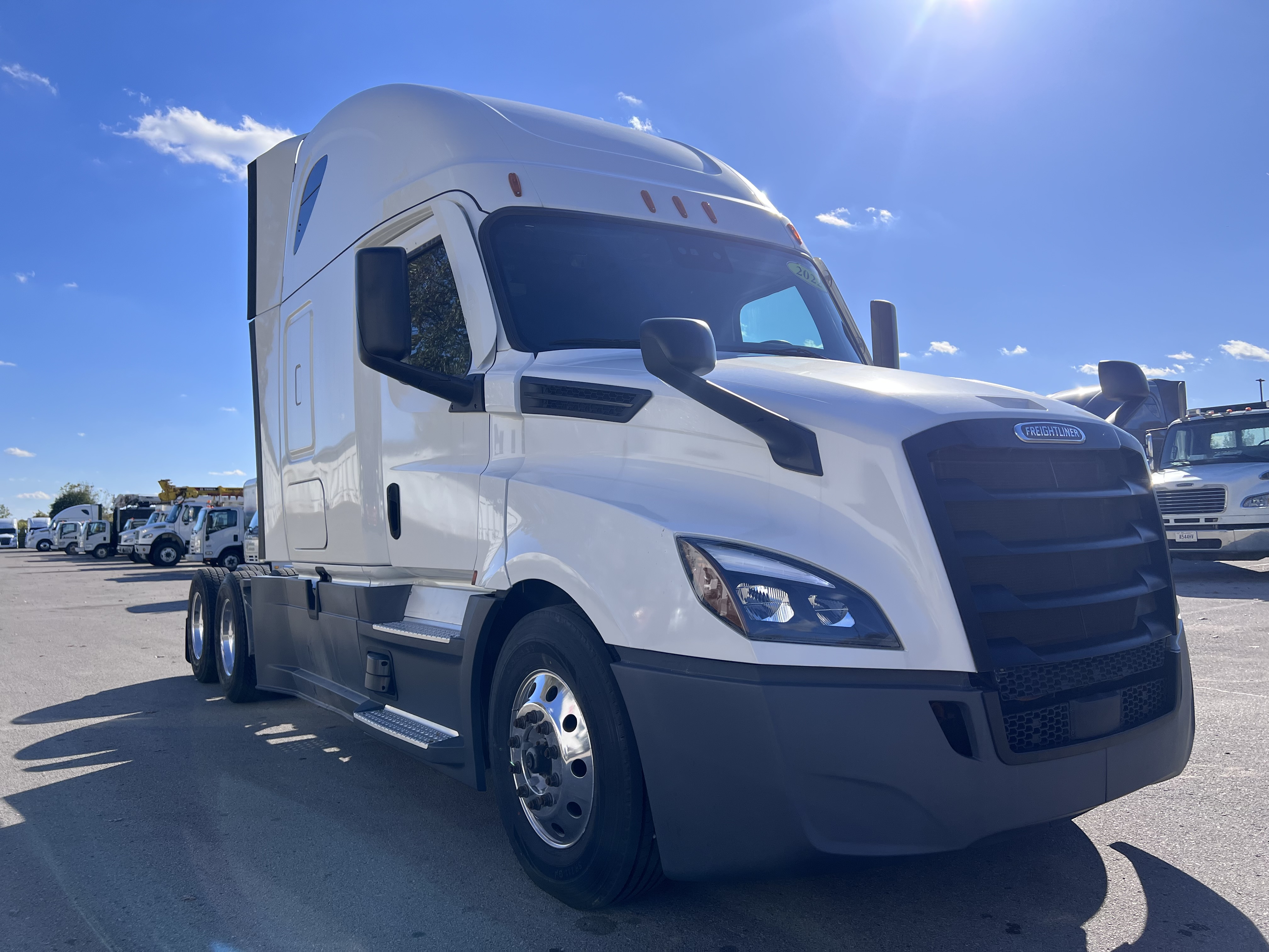 2022 Freightliner Cascadia in Nashville, TN — photo 8