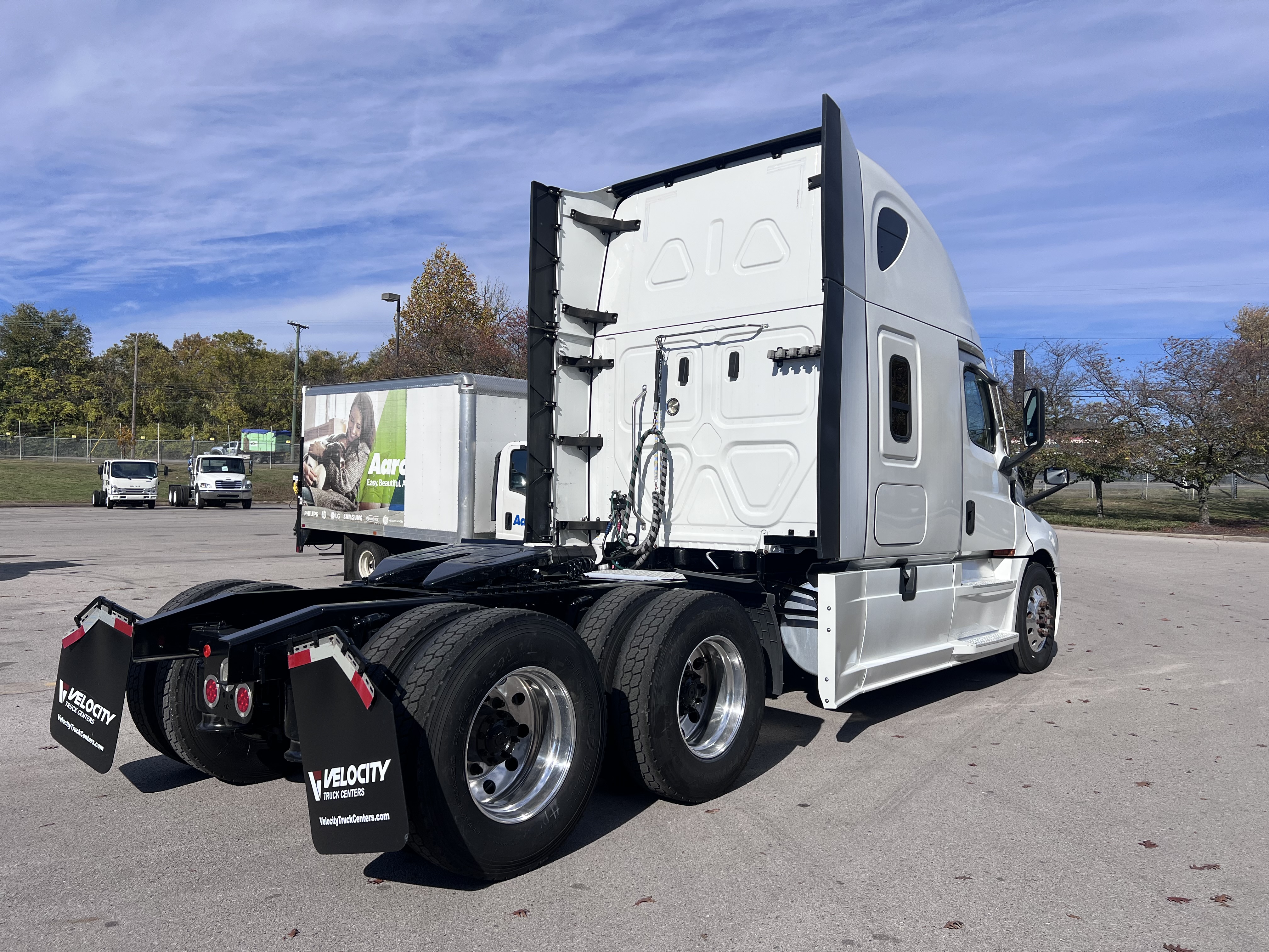 2021 Freightliner Cascadia in Nashville, TN — photo 6