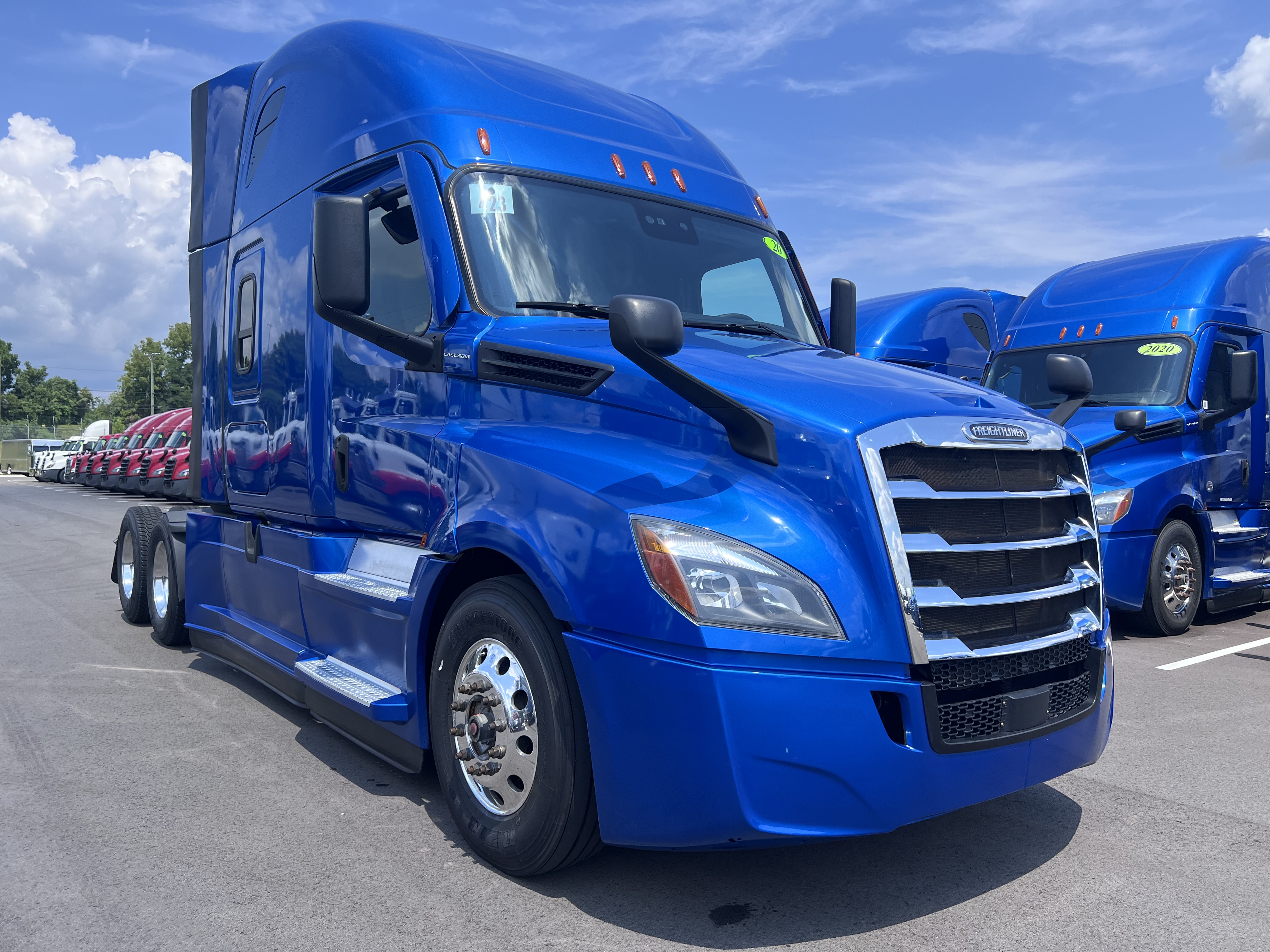 2021 Freightliner Cascadia in Nashville, TN — photo 3