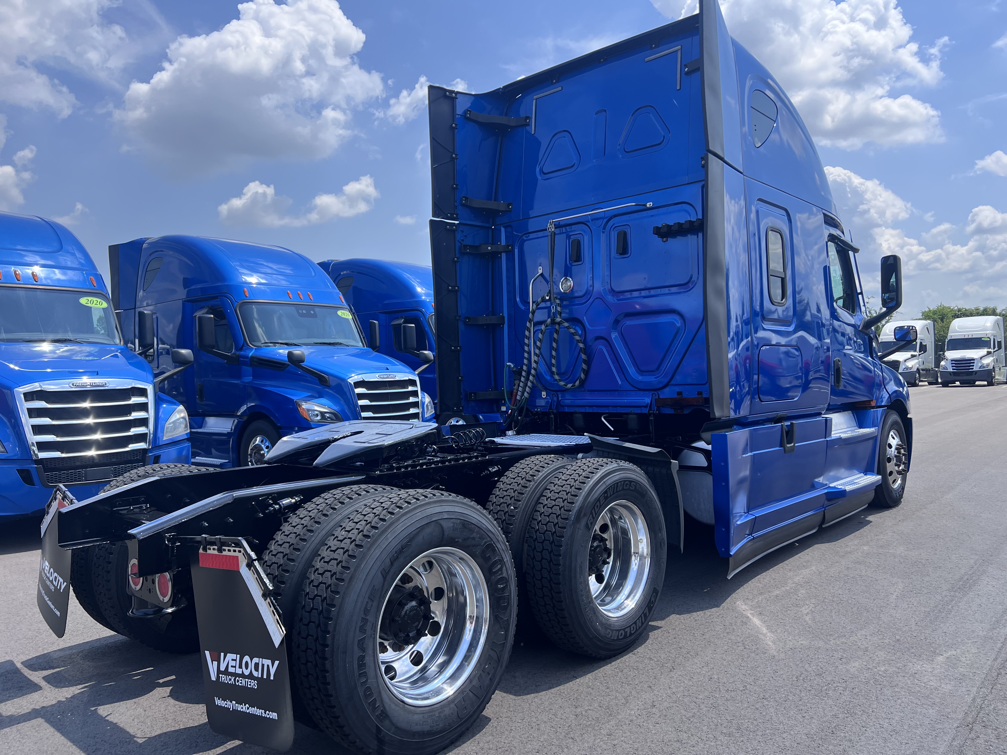 2021 Freightliner Cascadia in Nashville, TN — photo 4