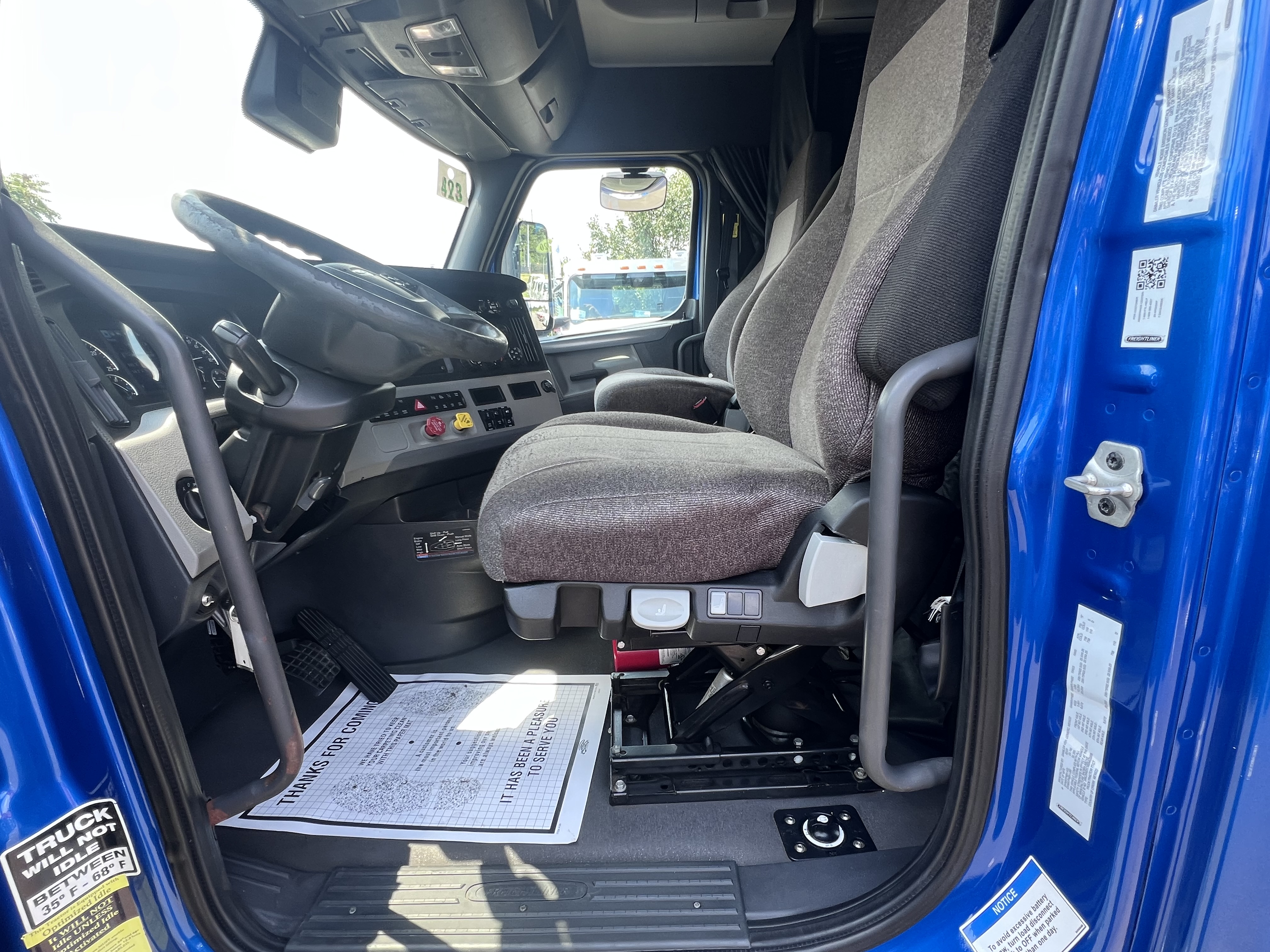2021 Freightliner Cascadia in Nashville, TN — photo 8